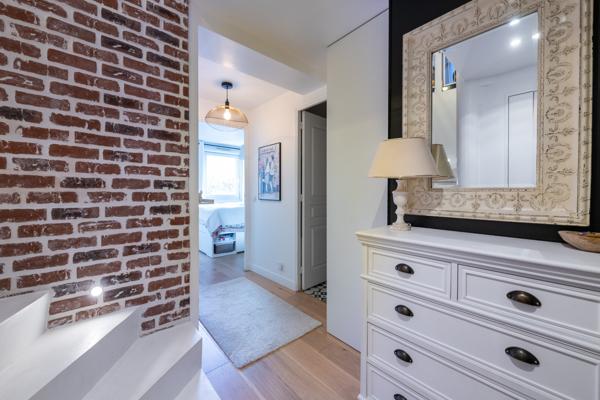 Longjumeau (91160) À vendre – Bien d’exception aux allures de maison sur le toit, avec terrasse panoramique.