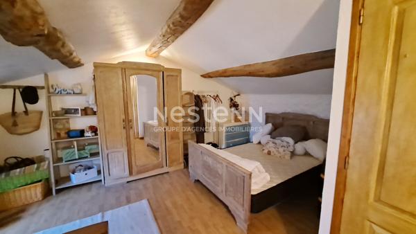 Maison en pierre 90 m² , 3 chambres et mezzanine avec piscine au calme à Foussais payré