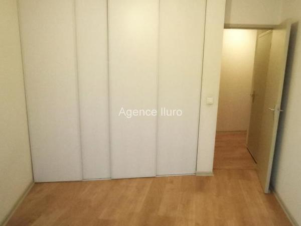 Location non meublée - T3 - Oloron-sainte-marie - Réf.:202145 OLORON - A Saisir ! APPARTEMENT T2 bis renové avec cave et parking privé.