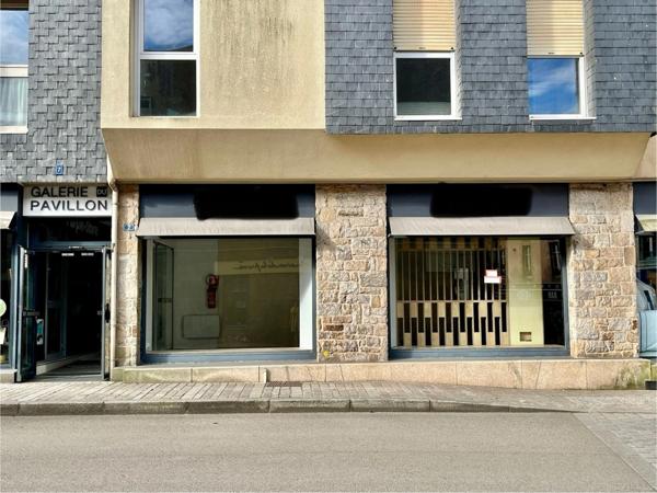 À LOUER – LOCAL COMMERCIAL 40 m² EN GALERIE DYNAMIQUE - AURAY (56)