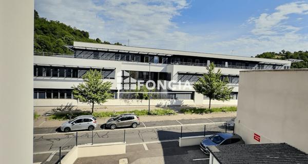 À vendre Appartement 3 pièces 87 m² - Le Chambon-feugerolles 42500