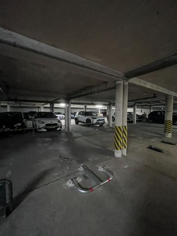PARKING, REIMS - SAINT REMI