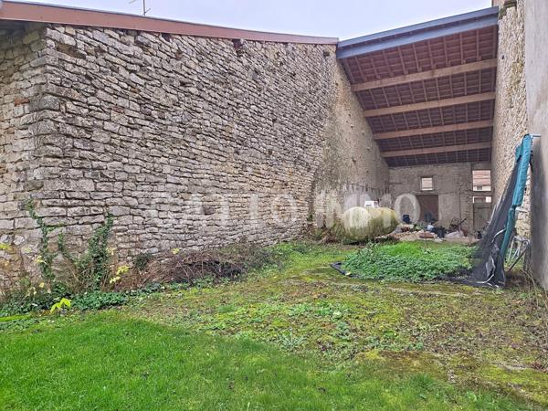 Woël (55210) MAISON 150m² + GRANGE 200m² + APPENTIS 120m² sur TER 942m² -> FORT POTENTIEL