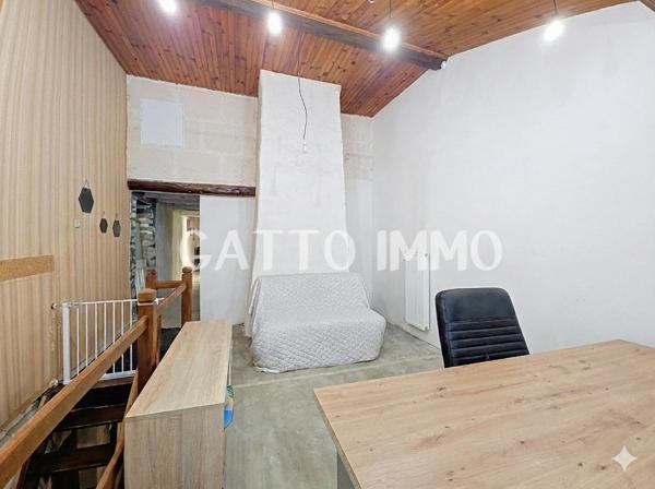 Woël (55210) MAISON 150m² + GRANGE 200m² + APPENTIS 120m² sur TER 942m² -> FORT POTENTIEL