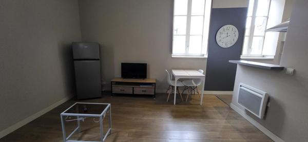 Studio meublé centre historique Agde