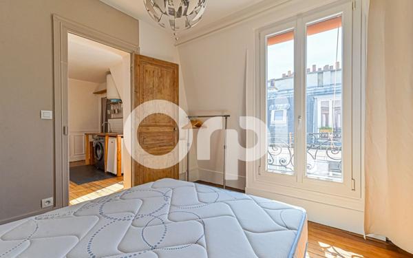 Appartement à vendre    2 pièces • 26,27 m2 Paris 11
