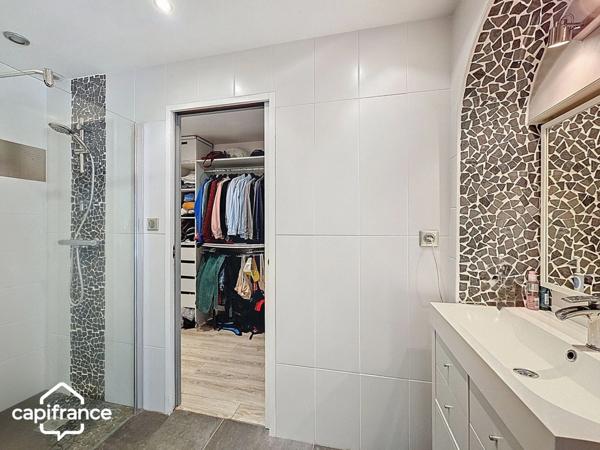 À VENDRE – Maison 122m², 3 chambres, 1 bureau, jardin, piscine et garage – THOUARS