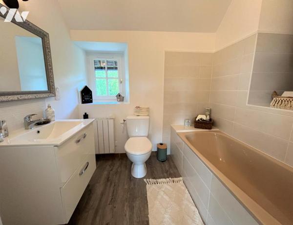 La Chapelle sur Erdre, proche centre, au calme en hameau, maison T2 de 48 m² en parfait état