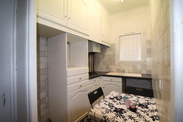 Chateau gombert (13013) Centre village Château Gombert, maison de type 3 proche de toutes les commodités....