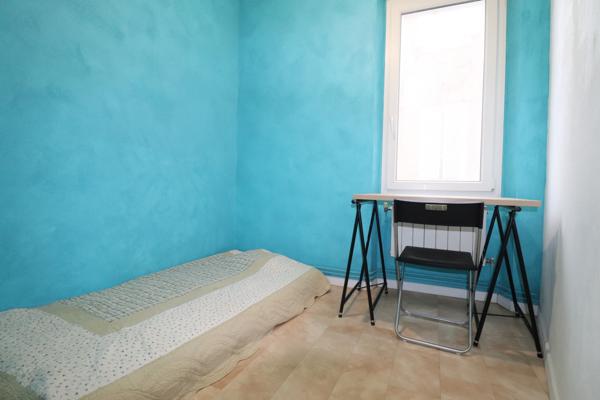 Chateau gombert (13013) Centre village Château Gombert, maison de type 3 proche de toutes les commodités....