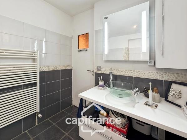 Appartement en plain-pied à vendre 4 pièces GIVORS (69)