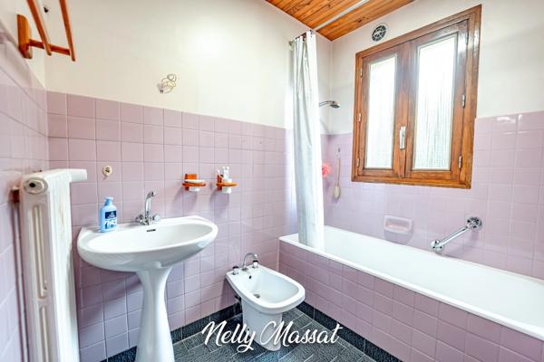 Maison à vendre 11 pièces LA RAVOIRE (73) - 236 M2