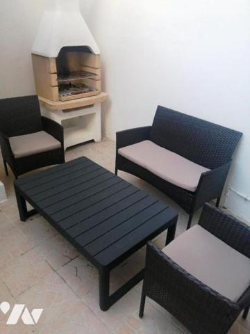 CHATEAU-THIERRY, agréable triplex de 75 m² de type 3, avec cour et cave.