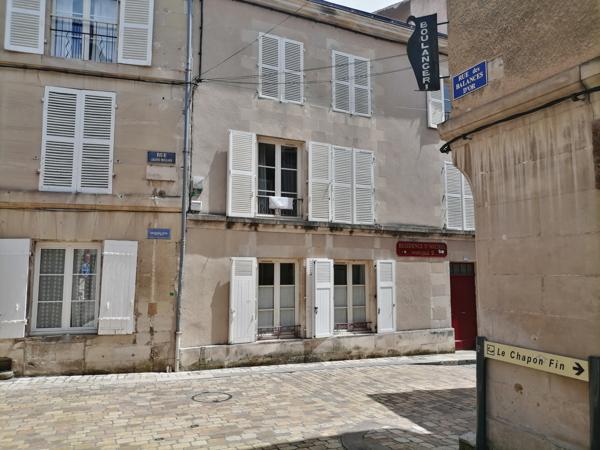 CENTRE VILLE DE POITIERS - APPARTEMENT TYPE 2 AVEC JARDINET PRIVATIF Poitiers (86000)
