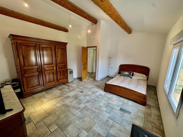 Mas Provençal avec piscine et grand garage La Baume-de-Transit (26790)