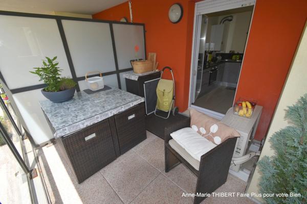 Appartement à vendre 3 pièces MEYZIEU (69) avec balcon, cave et garage