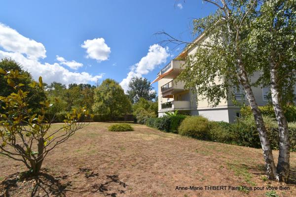 Appartement à vendre 3 pièces MEYZIEU (69) avec balcon, cave et garage