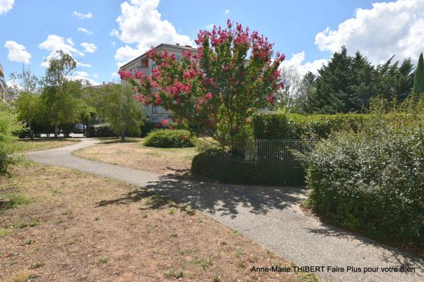 Appartement à vendre 3 pièces MEYZIEU (69) avec balcon, cave et garage