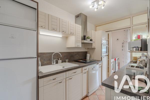 Appartement à vendre 2 pièces 67 m² Vaires-sur-Marne