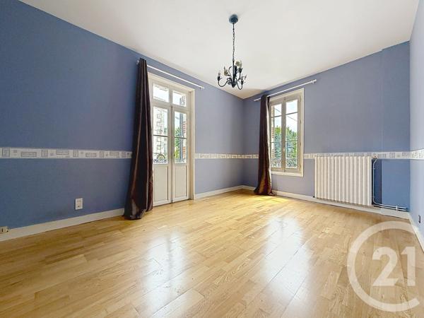 Maison à vendre  6 pièces - 155 m 2   PERIGUEUX  - 24