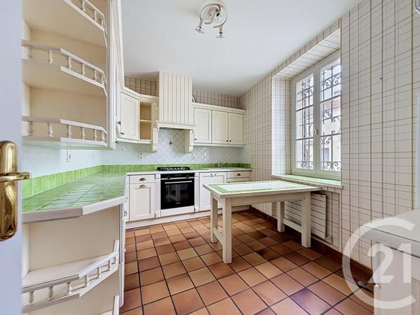 Maison à vendre  6 pièces - 155 m 2   PERIGUEUX  - 24