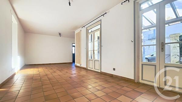Maison à vendre  6 pièces - 155 m 2   PERIGUEUX  - 24