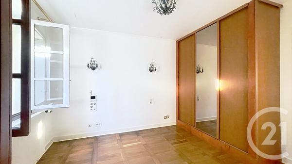 Maison à vendre  6 pièces - 155 m 2   PERIGUEUX  - 24