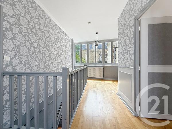 Maison à vendre  6 pièces - 155 m 2   PERIGUEUX  - 24