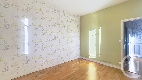 Maison à vendre  6 pièces - 155 m 2   PERIGUEUX  - 24