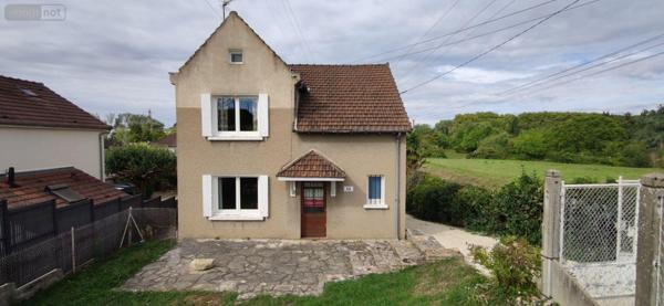 Maison à vendre à Bourges dans le Cher (18000), ref : 142559M
