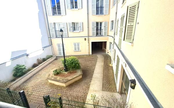 Appartement à louer    3 pièces • 63,56 m2 Fontainebleau