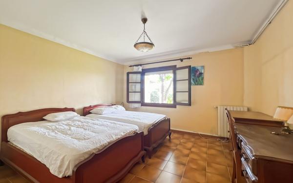 Maison à vendre    2 pièces •  Fréjus