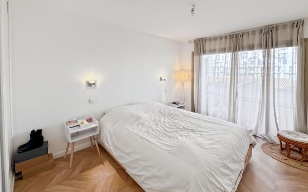 Appartement à vendre    2 pièces • 60 m2 Toulon