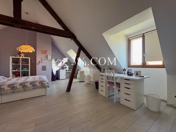 Maison 7 pièce(s) 5 chambre(s) 328 m²