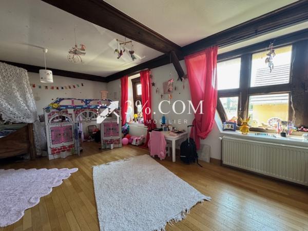 Maison 7 pièce(s) 5 chambre(s) 328 m²
