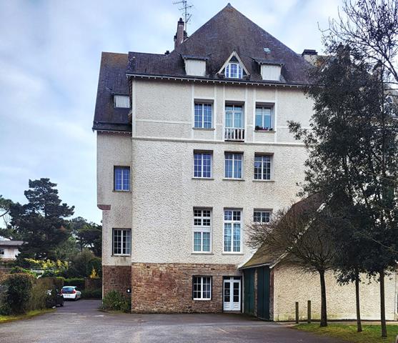 LA BAULE quartier centre équestre et Casino,  
La baule 44500