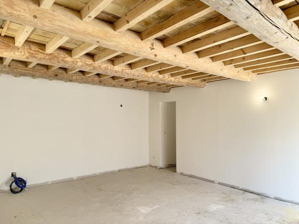 Splendide apartement dans chateau, à finir