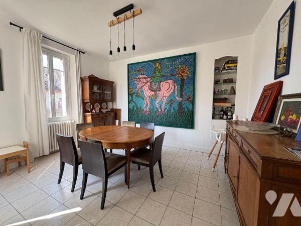 Maison bourgeoise à vendre à Salbris (41) à deux pas du coeur de ville et de la place du marché...