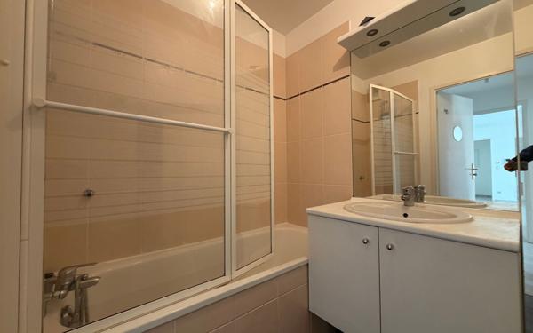 Appartement à louer    3 pièces • 53,90 m2 Noisy-le-Grand