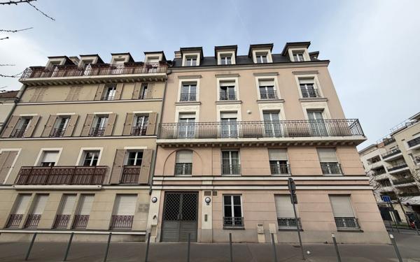Appartement à louer    3 pièces • 53,90 m2 Noisy-le-Grand