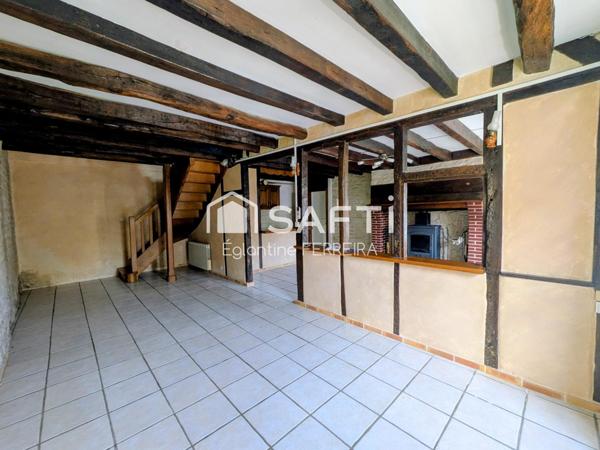 AXE ISSOUDUN/ LIGNIERES, à 15 minutes d' ISSOUDUN, Maison de hameau de 100m² environ avec jardin