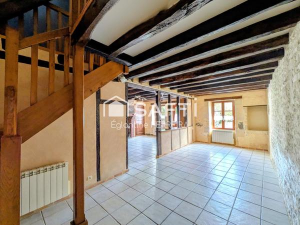 AXE ISSOUDUN/ LIGNIERES, à 15 minutes d' ISSOUDUN, Maison de hameau de 100m² environ avec jardin