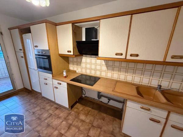 Appartement à louer 4 pièces 83.24m²