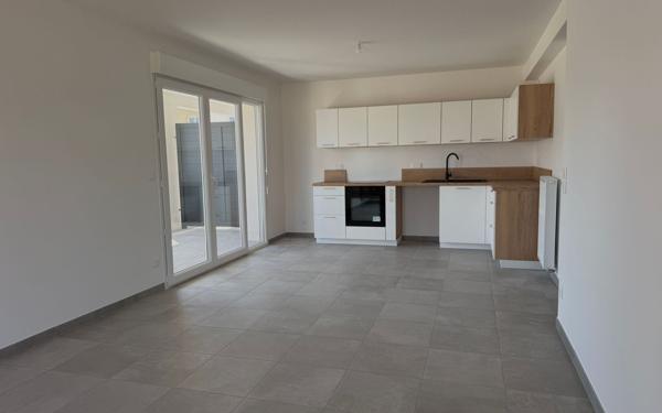 Appartement à louer    3 pièces •  Saint-Vincent-de-Tyrosse
