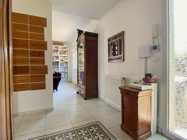 Mérignac - Maison 7 pièces 160 m² avec sous sol de 90 m²