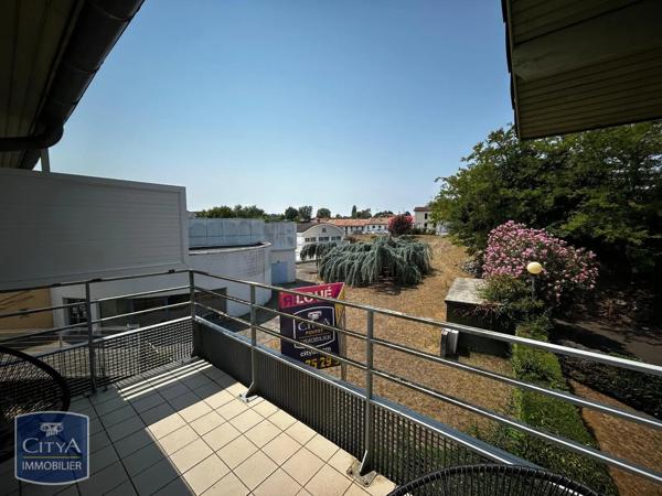 Appartement à louer 2 pièces 47.54m² Mont-de-Marsan (40000)