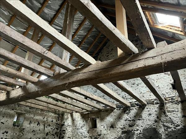 Grange à vendre |  Domérat |  2 pièces