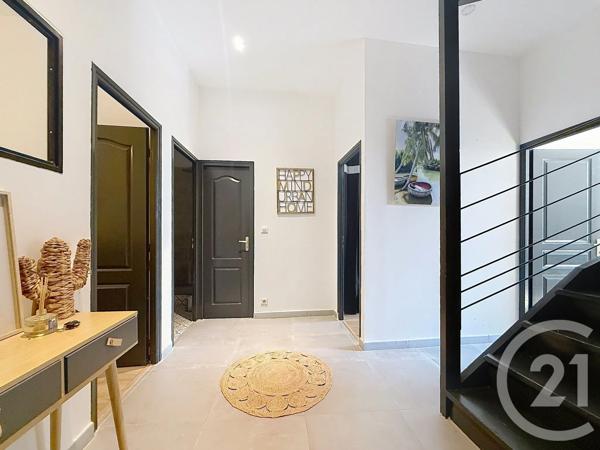 Appartement T4 à vendre  4 pièces - 67,35 m 2   TARASCON  - 13