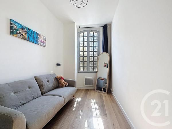 Appartement T4 à vendre  4 pièces - 67,35 m 2   TARASCON  - 13