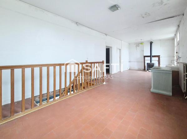 Maison de 109m² de type 3 sur 475m² de terrain.